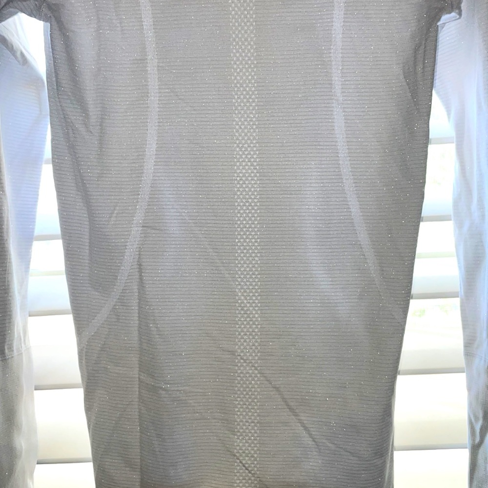 Lululemon White & Silver Glitter Long Sleeve Swiftly 👀 - Picture 5 of 7